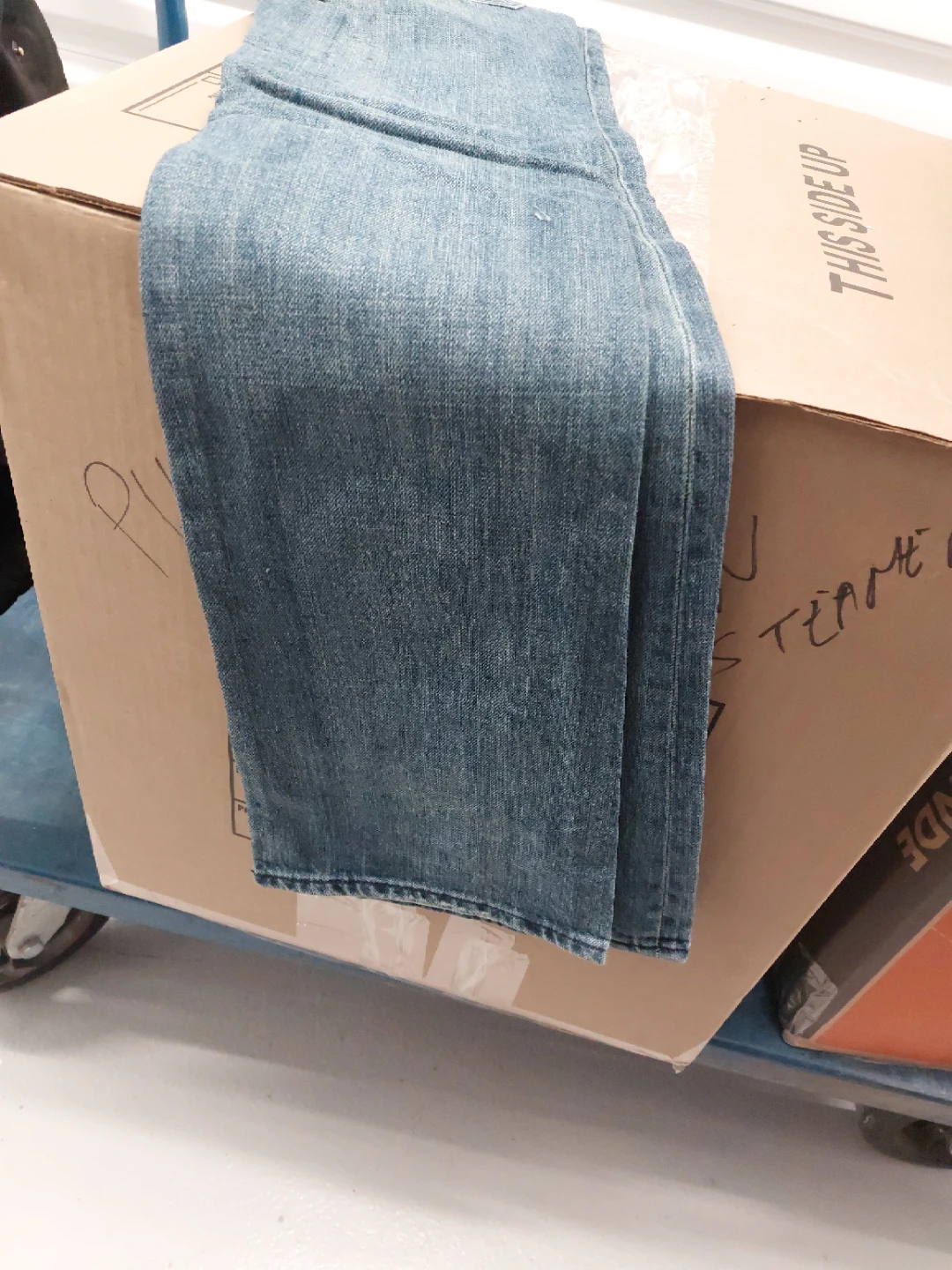 7 For All Mankind Jeans Size 26 - photo 4