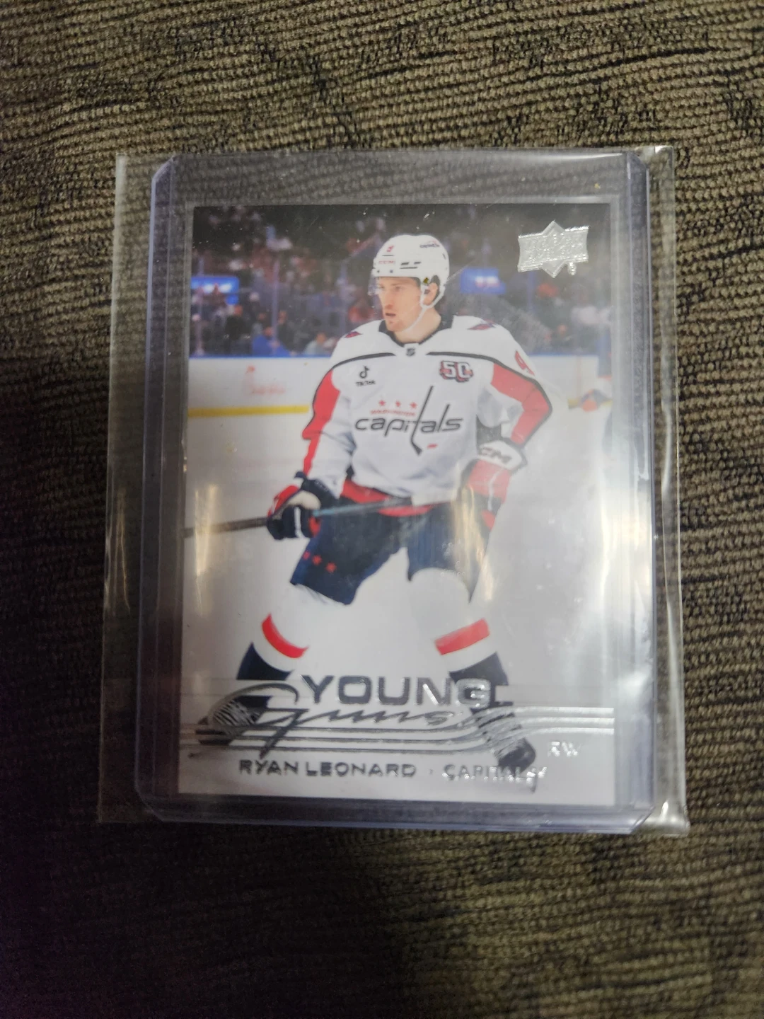 Ryan Leonard Young Guns Hockey Card