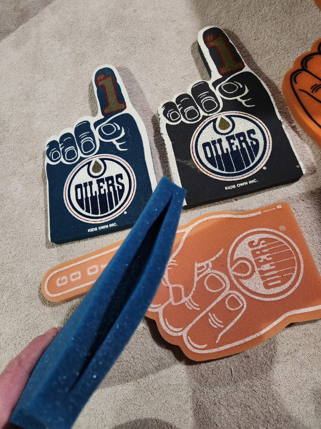 Edmonton Oilers Foam Fan Fingers - photo 5