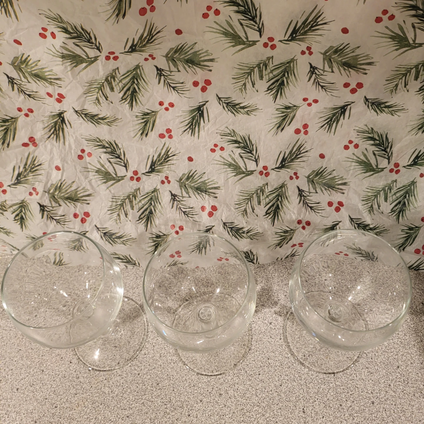 Set of 3 Stemmed Wine Glasses - photo 2