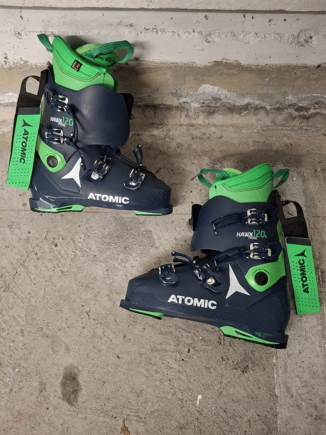 Atomic Hawx 120 Ski Boots - Size 30/30.5