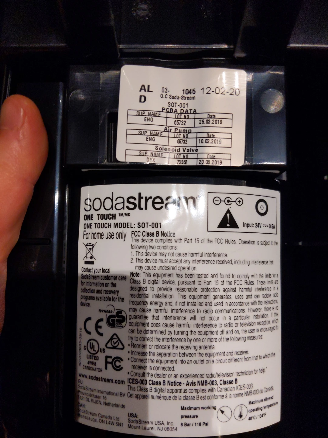 SodaStream Fizzi One Touch incl. 1 bottle and 1 CO2 cannister - photo 2