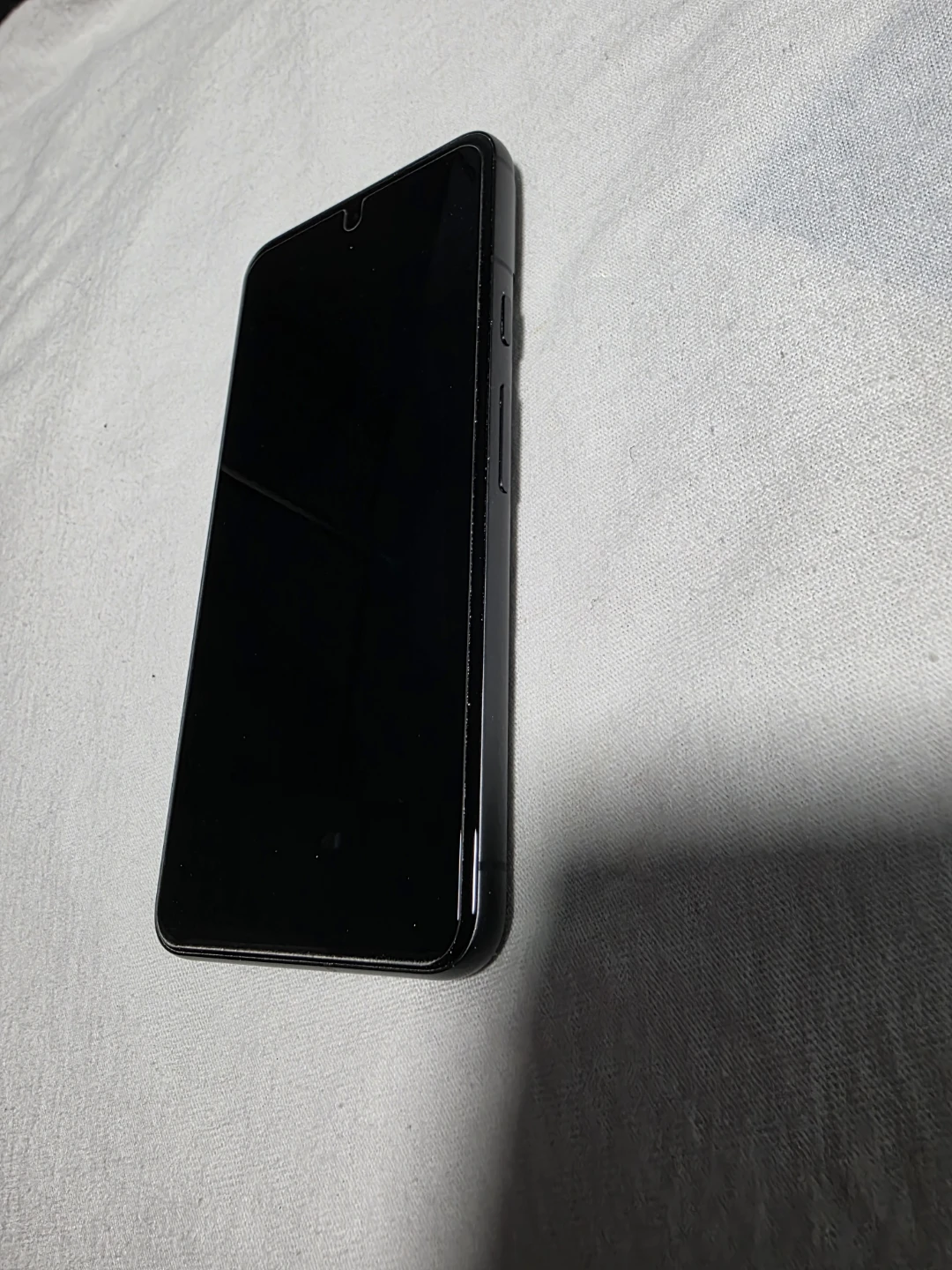 Google Pixel 8 Smartphone with Case and Screen Protector - photo 4
