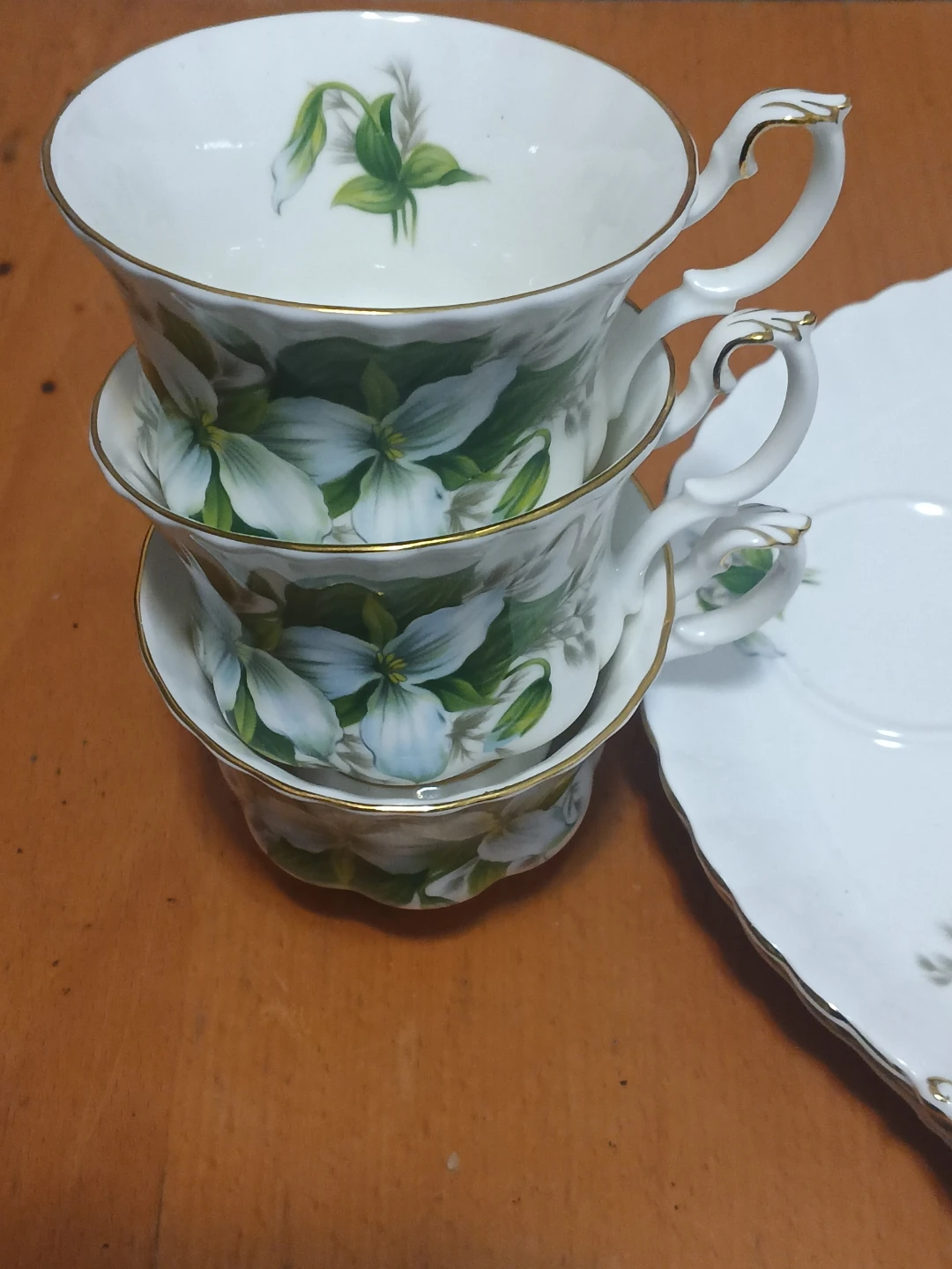 Royal Albert Bone China Trillium set - photo 4