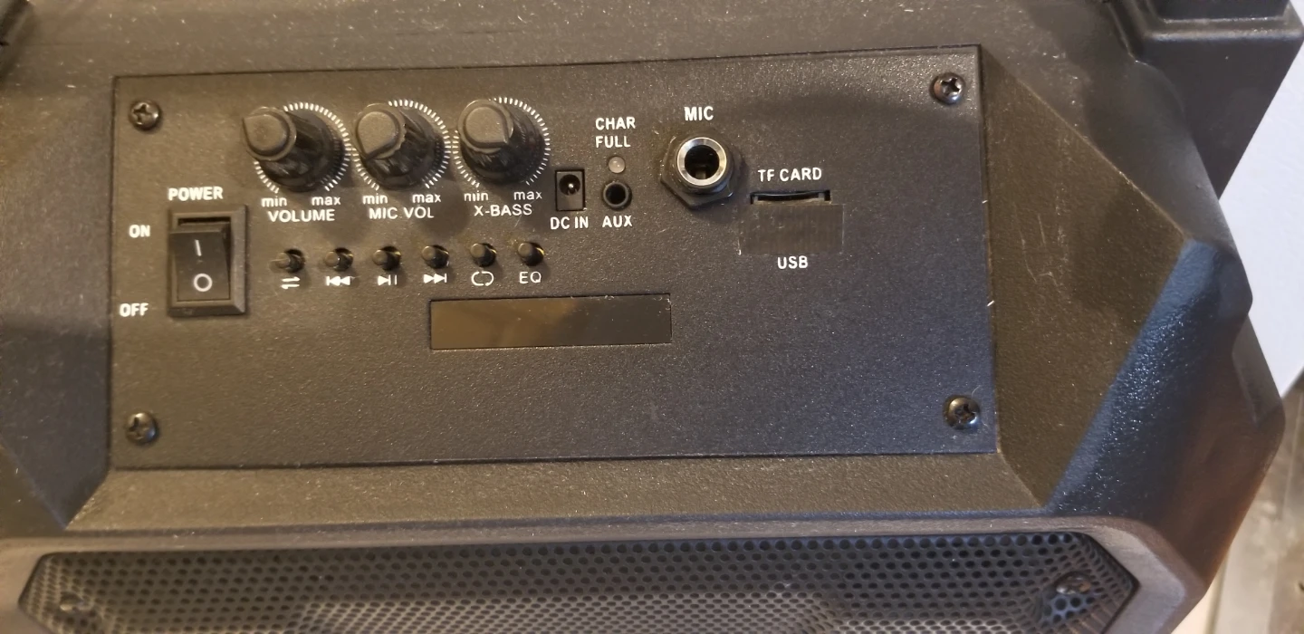 Fisher Bluetooth boom box with Microphone Input - photo 2