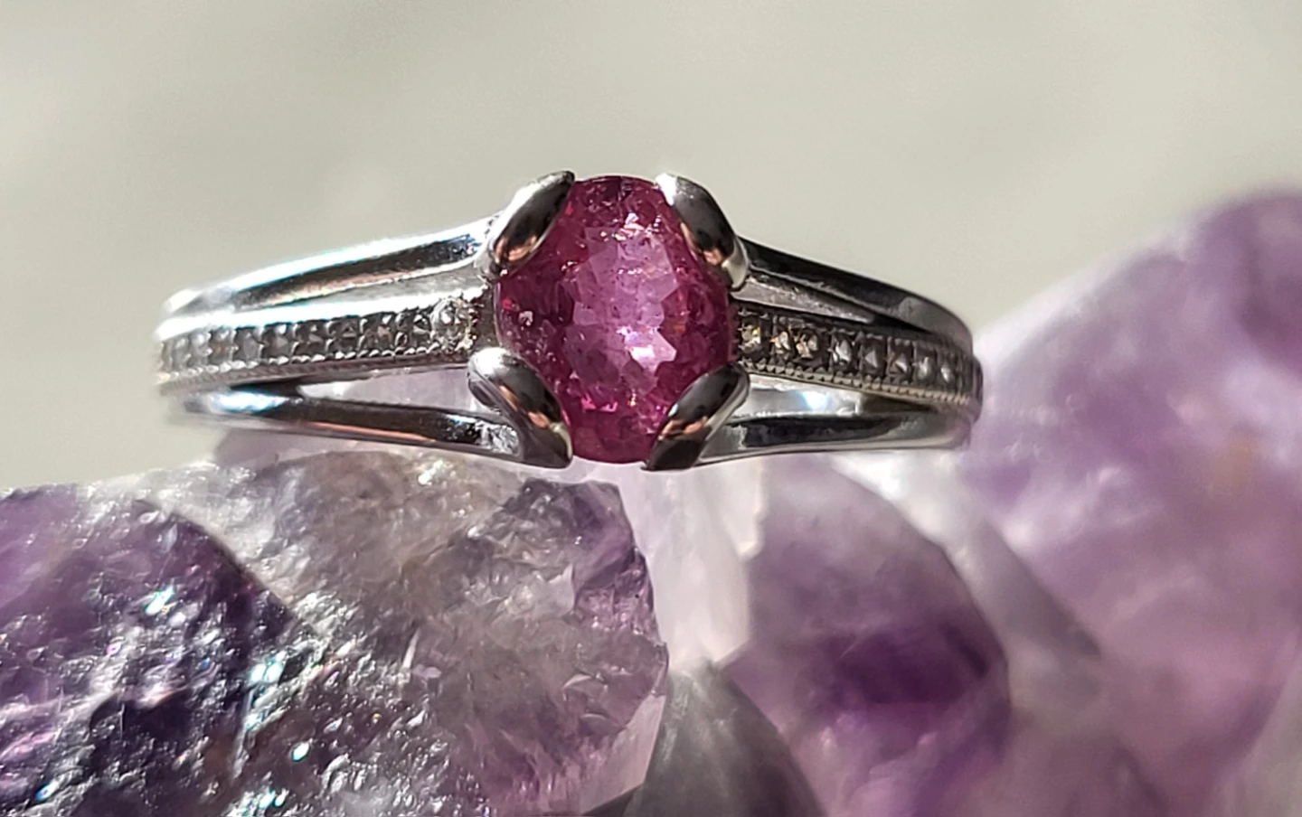 Sterling Silver Ring with 1ct Ruby Gemstone