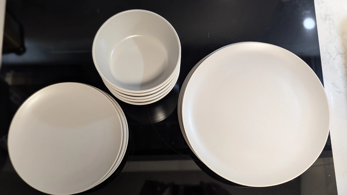 Set of 15 Grey Ceramic Dinner Plates (2 sizes) and Bowls