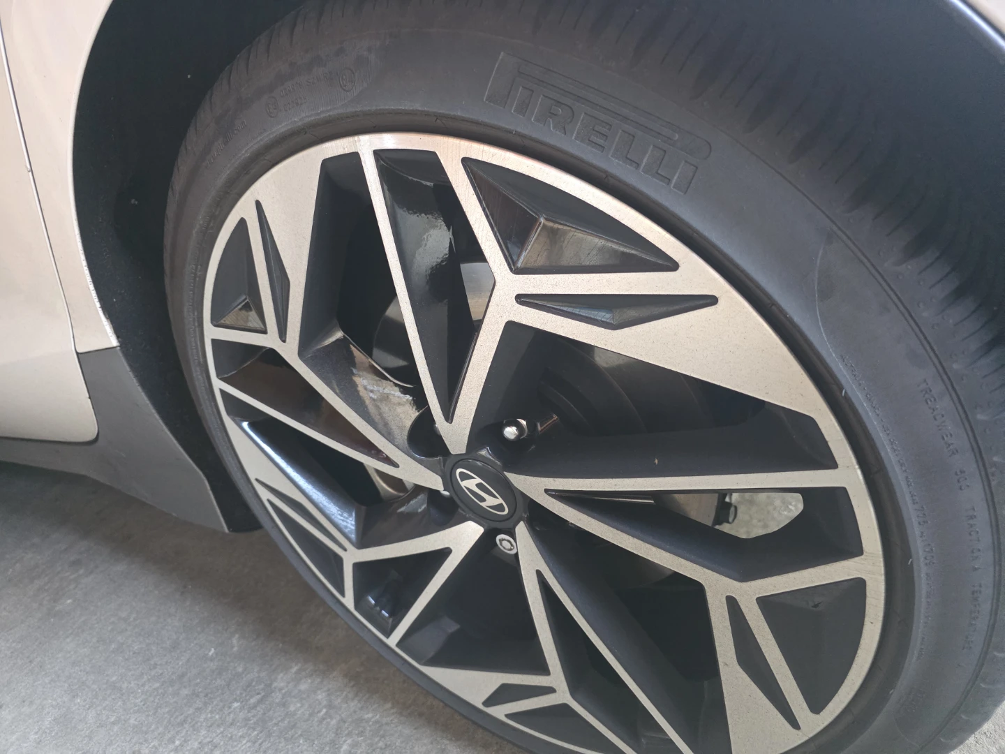 Ionic Pirelli P Zero A/S 245/40R20 XL [4 tires] [like NEW]