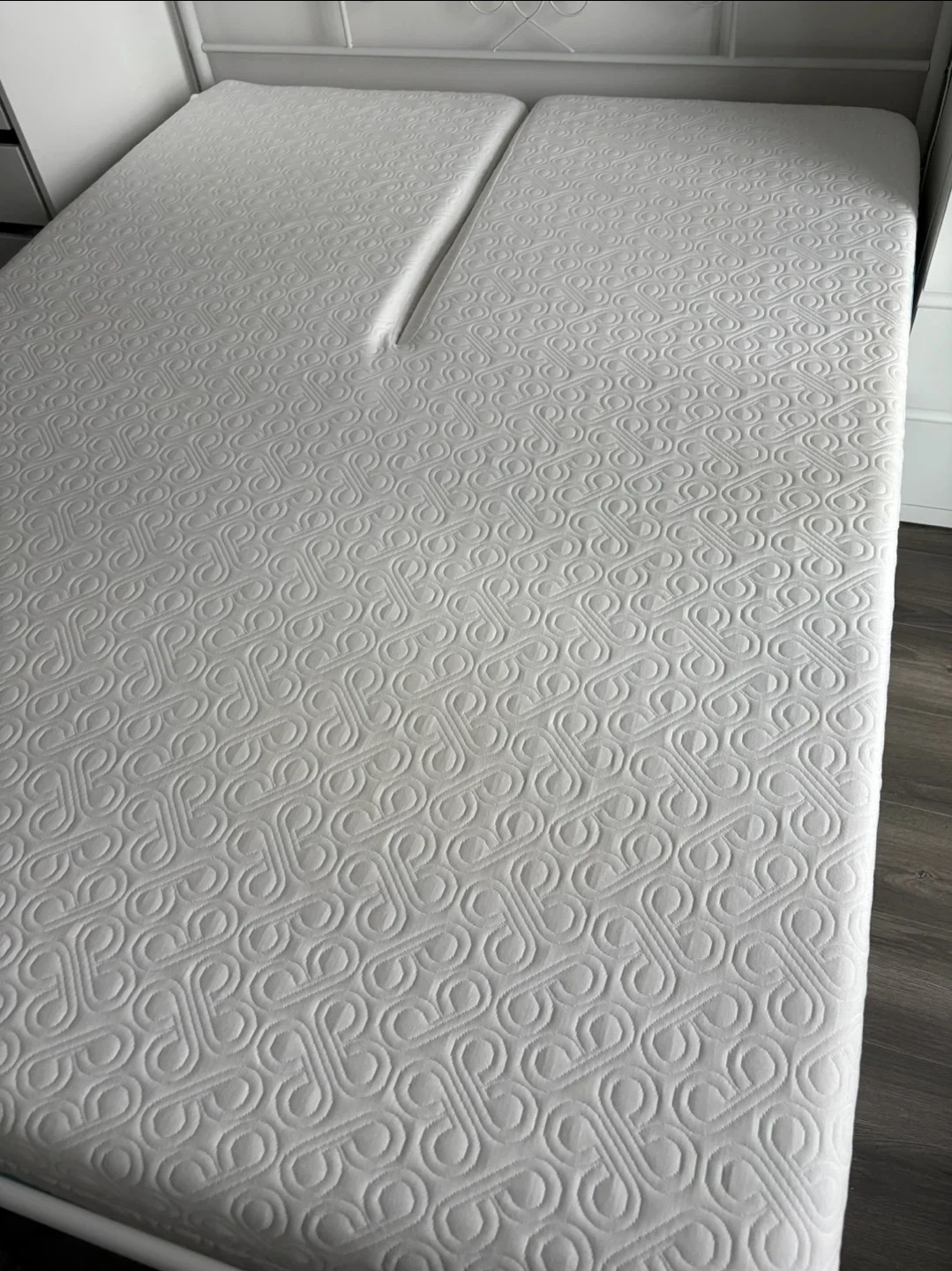 Queen Size Mattress Great Condition! - Give away - photo 3