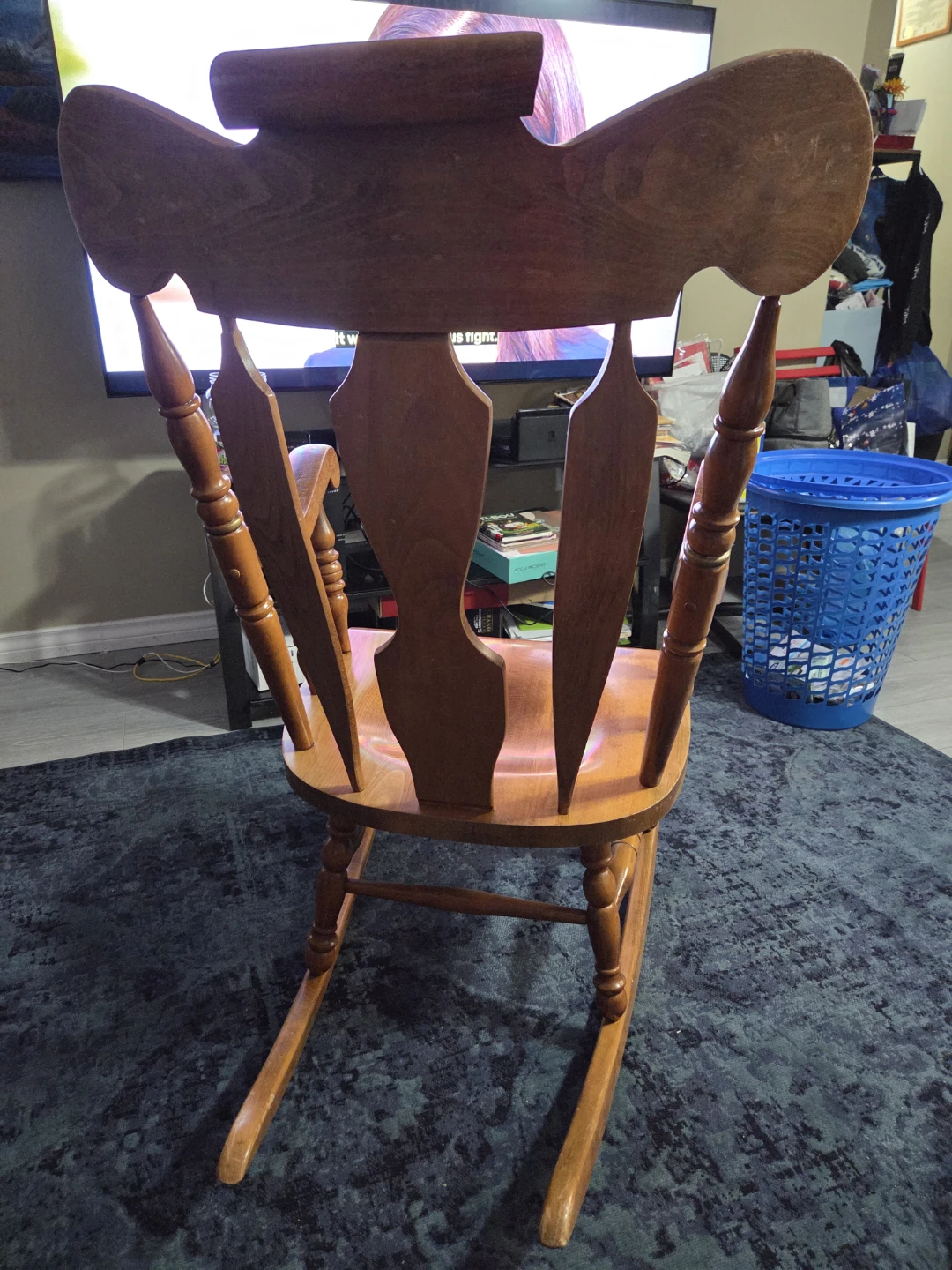 Wooden Rocking Chair - photo 3