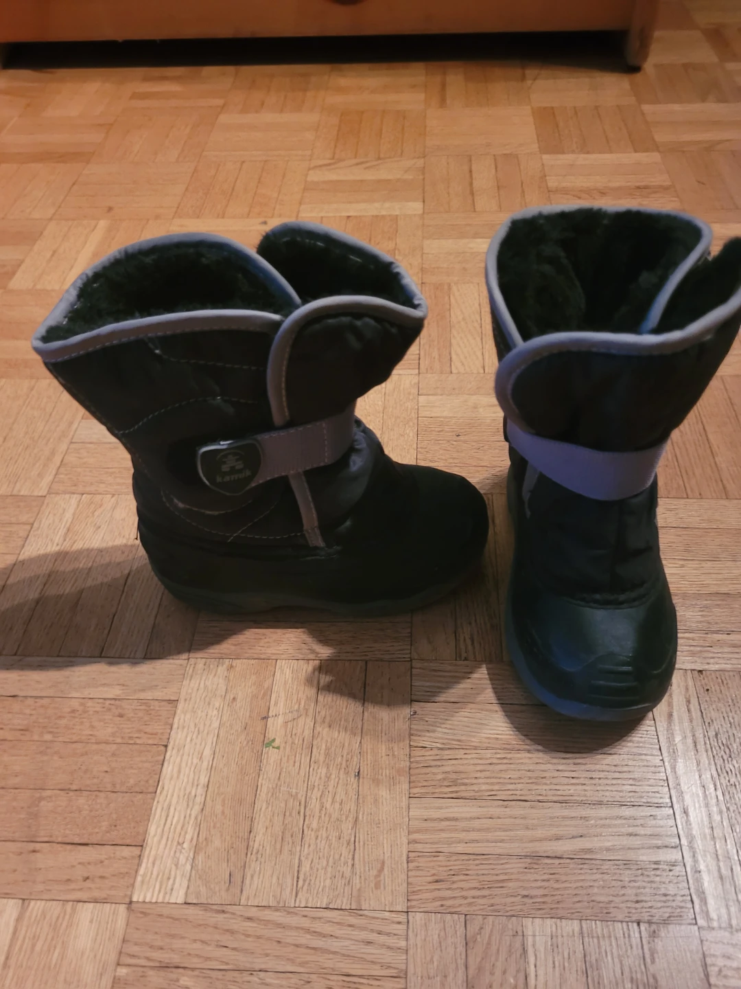 Kamik Black Boots - Toddler Size 10 - photo 2