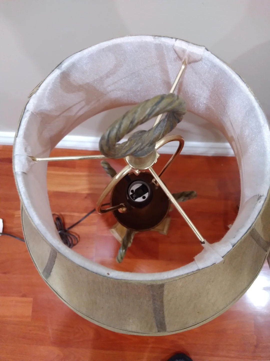 2 Table Lamps with Tassels - photo 2