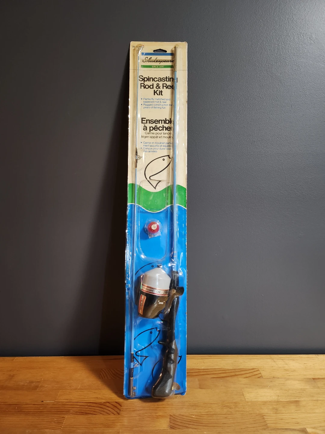 Vintage Shakespeare Spincasting Rod & Reel Kit