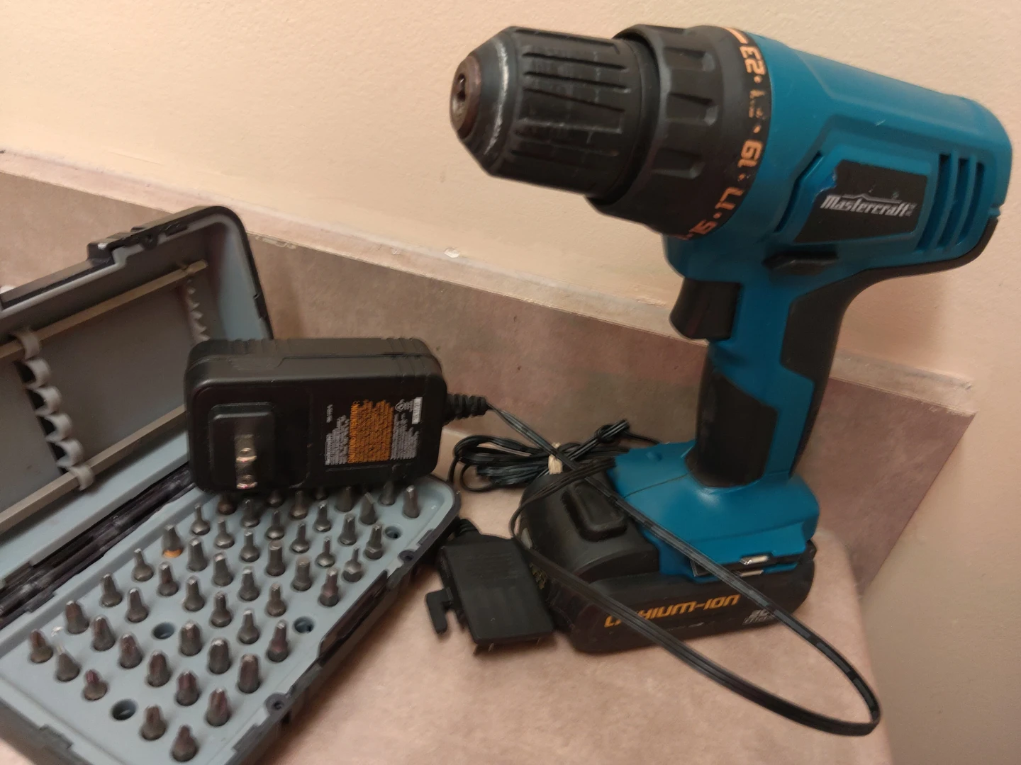 🥕Mastercraft Cordless Drill with Bit Set🥕