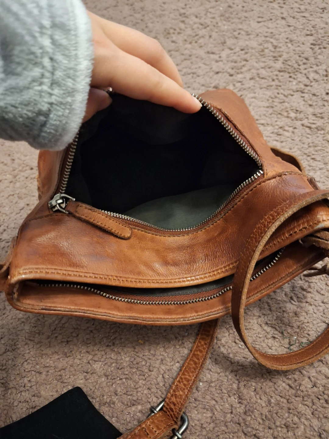 Valenca Holland Crossbody Bag - photo 3