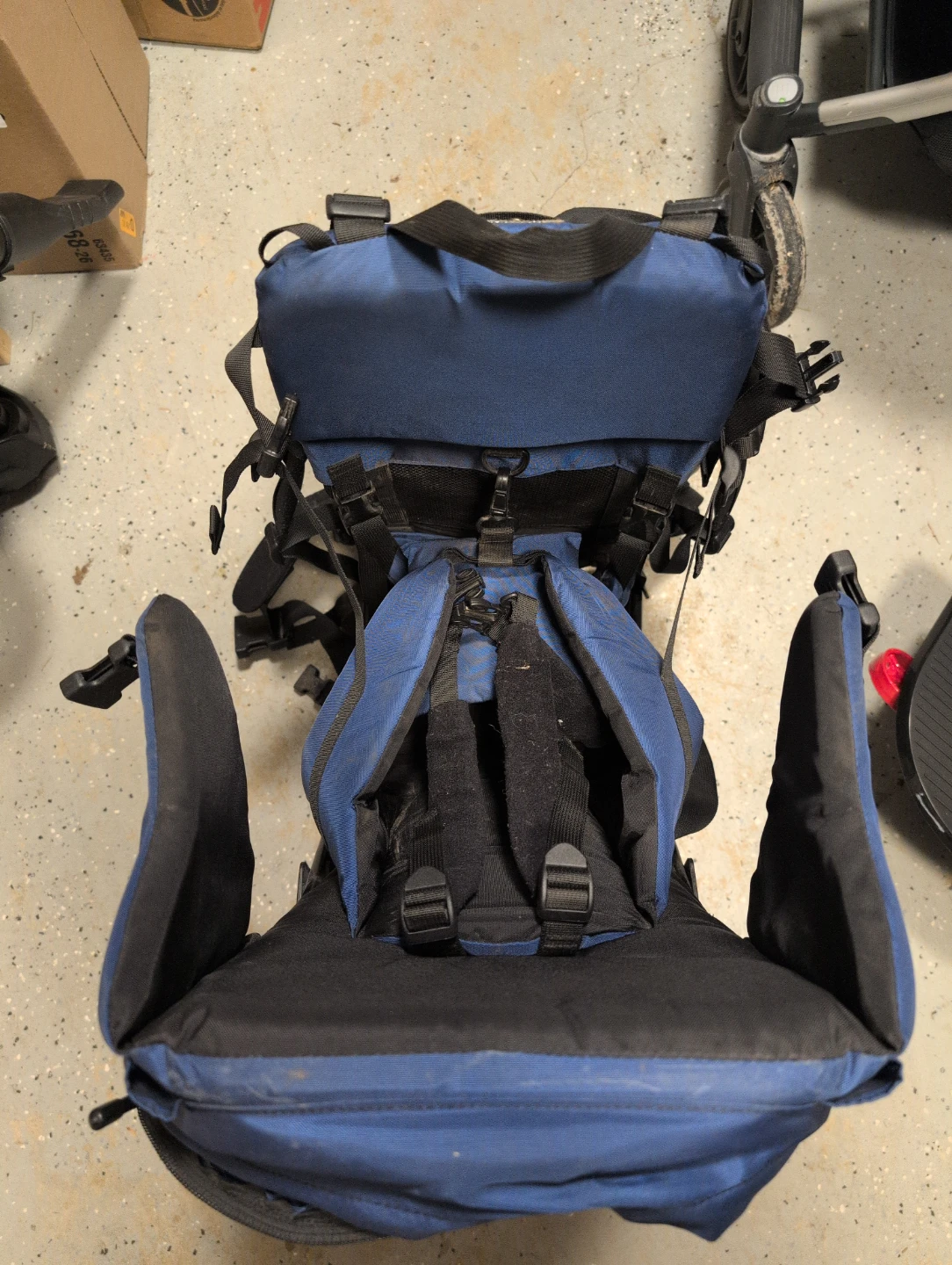 Mountain Equipment Coop (MEC) Child Carrier Backpack - photo 2