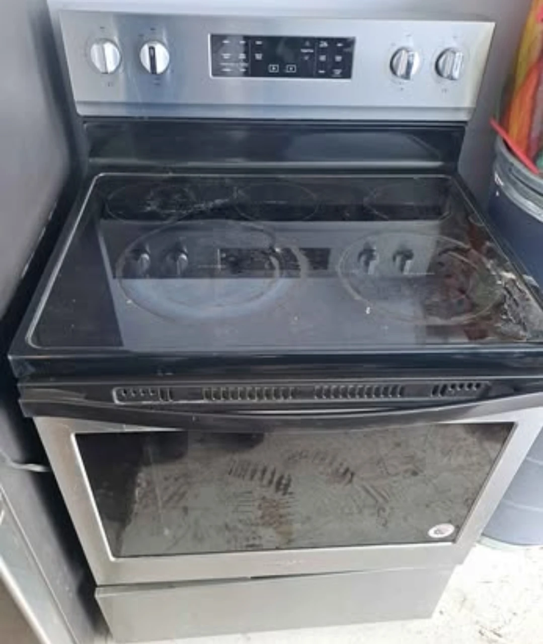 Whirlpool Electric Range - W11121711JA