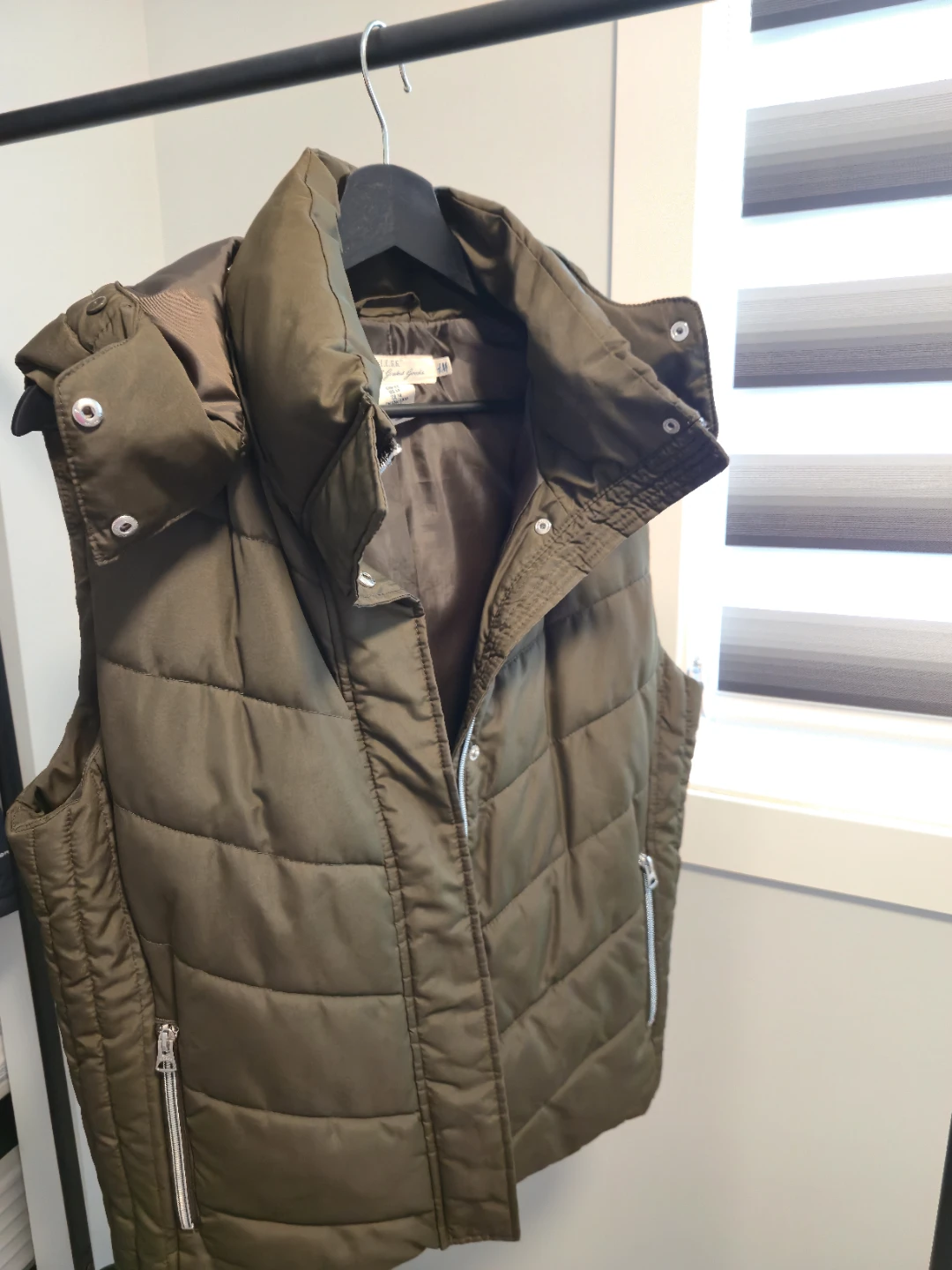 H&M L.O.G.G. Puffer Vest - Size 44 - photo 4