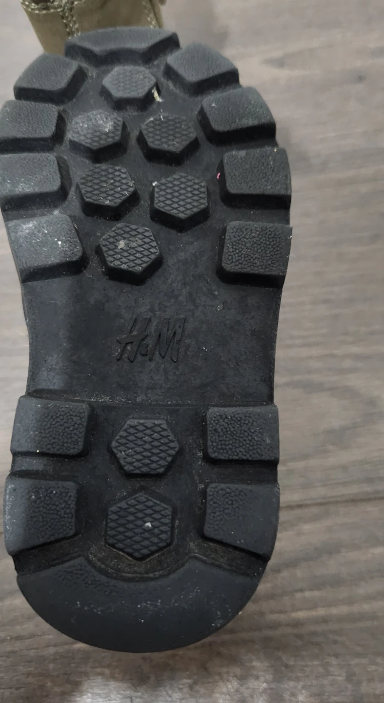 H&M Kids Boots - US Size 4-5 - photo 2