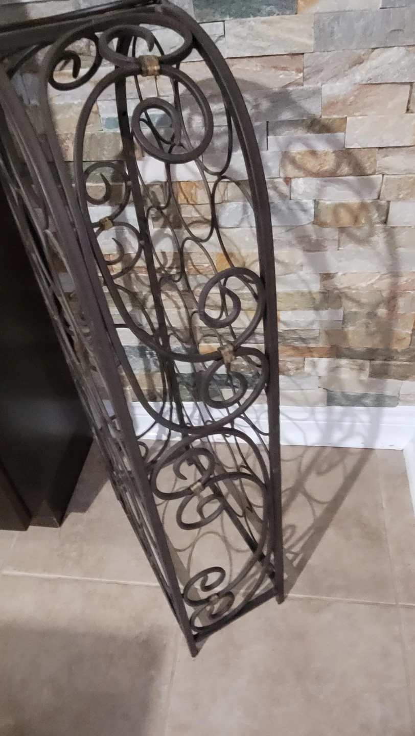 Wrought iron wine rack over 2 feet high hold 20 bottles - photo 4