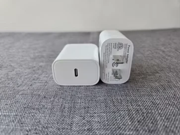 BNIB!!! 20W ELT listed USB-C Power Adapter - - photo 3