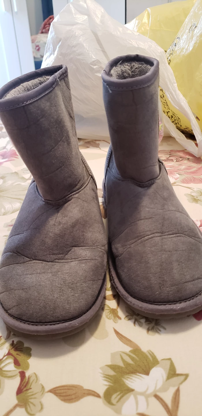 The Children's Place Grey Boots with Heart Appliqué size 2 - photo 3