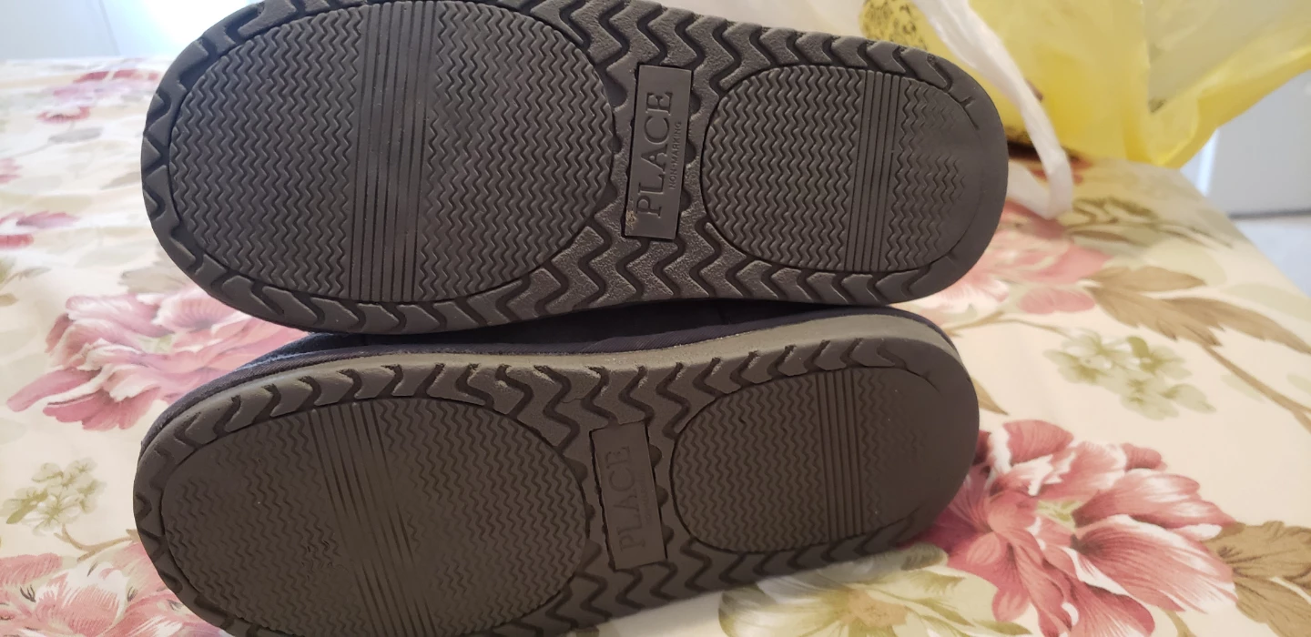 The Children's Place Grey Boots with Heart Appliqué size 2 - photo 4
