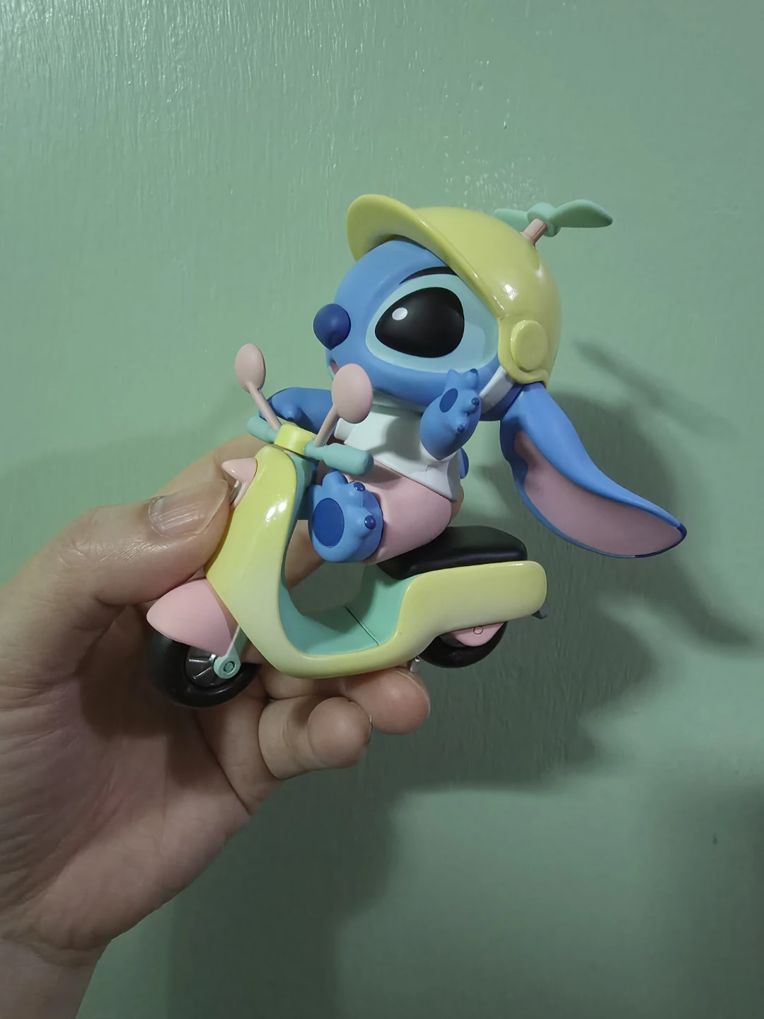 Disney Stitch Blind Box Trip Collection Figure - photo 2