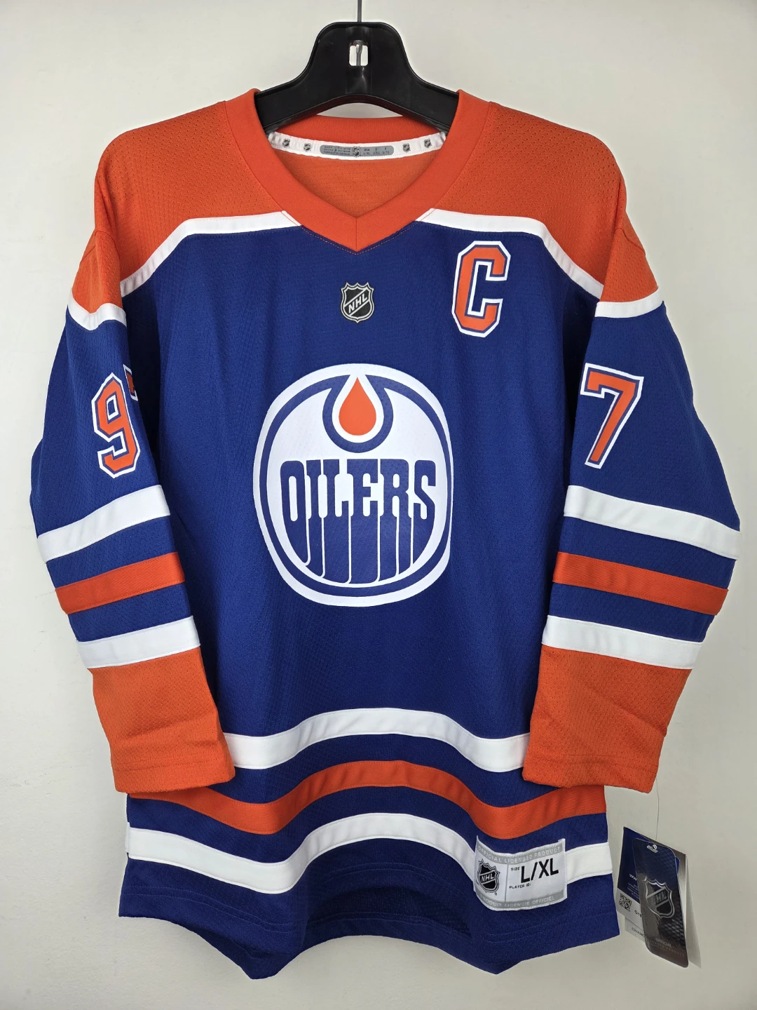 Boys' Oilers McDavid #97 Authentic NHL Jersey Youth L/XL - photo 3