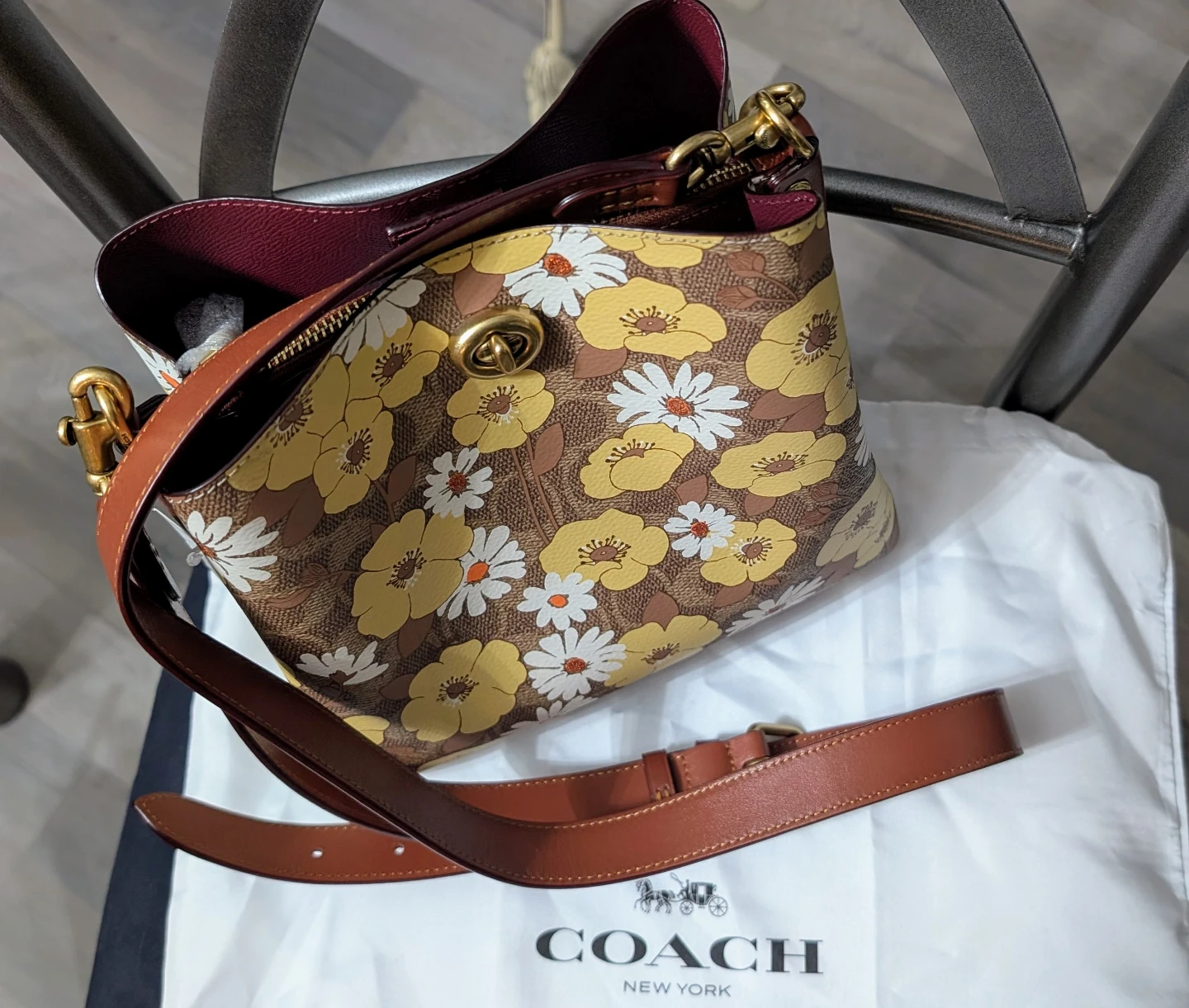 Coach Willow Bucket Bag with a vintage-inspired floral - photo 3