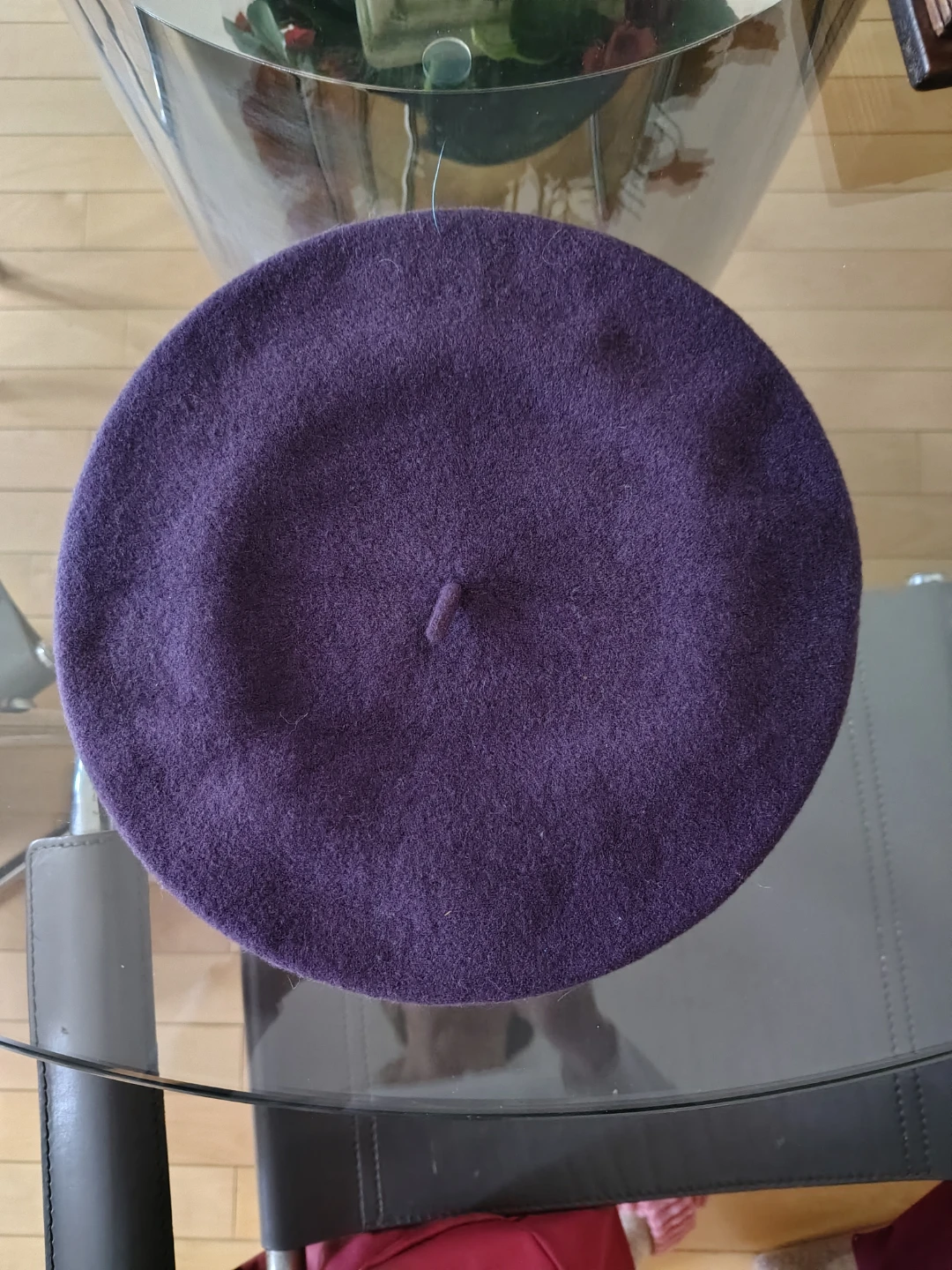 NICE Holt Renfrew Beret. 💯 Percent Wool and  Gorgeous Colour