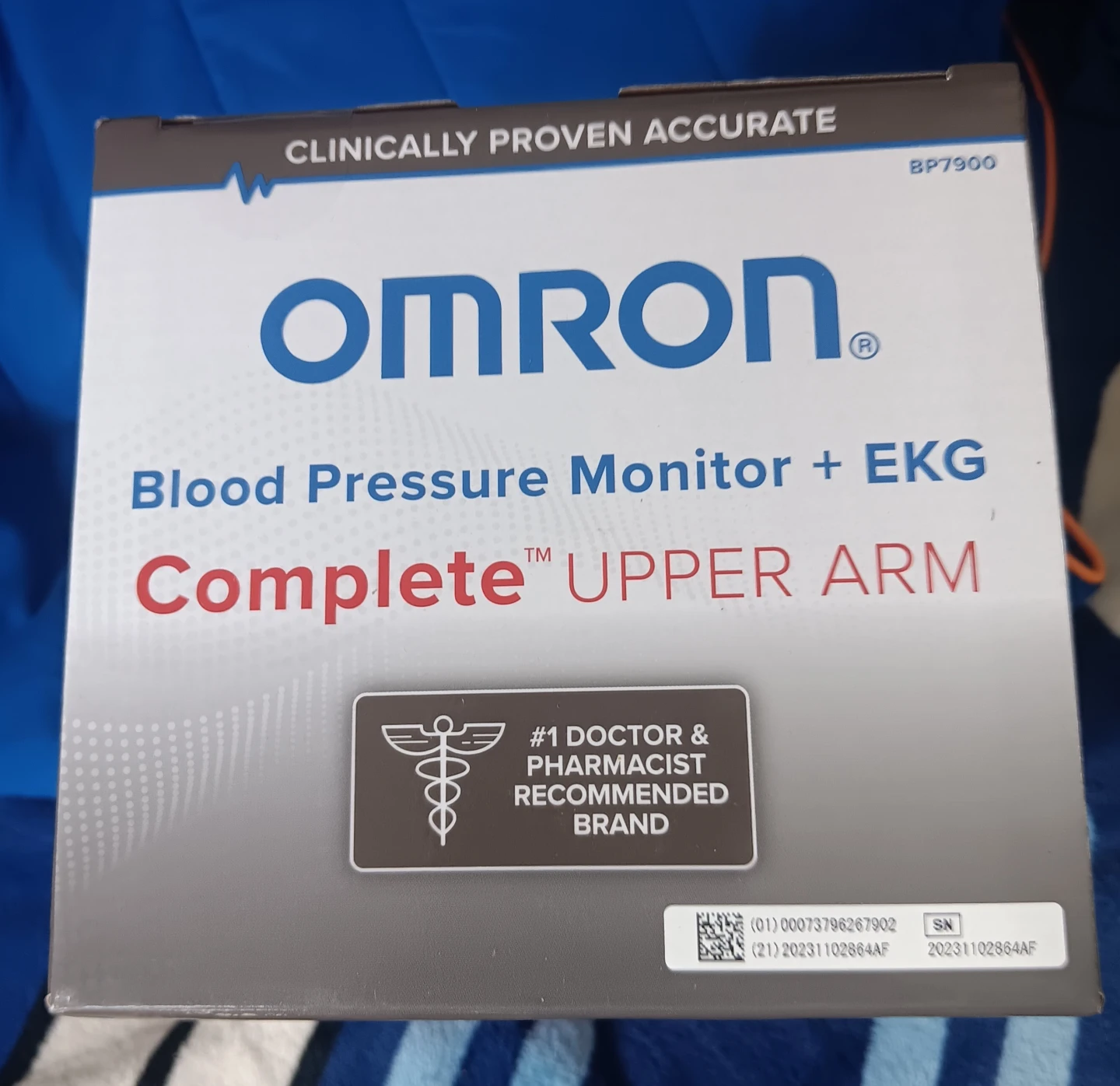 Omron Complete Upper Arm Blood Pressure Monitor + EKG BP7900 - photo 5