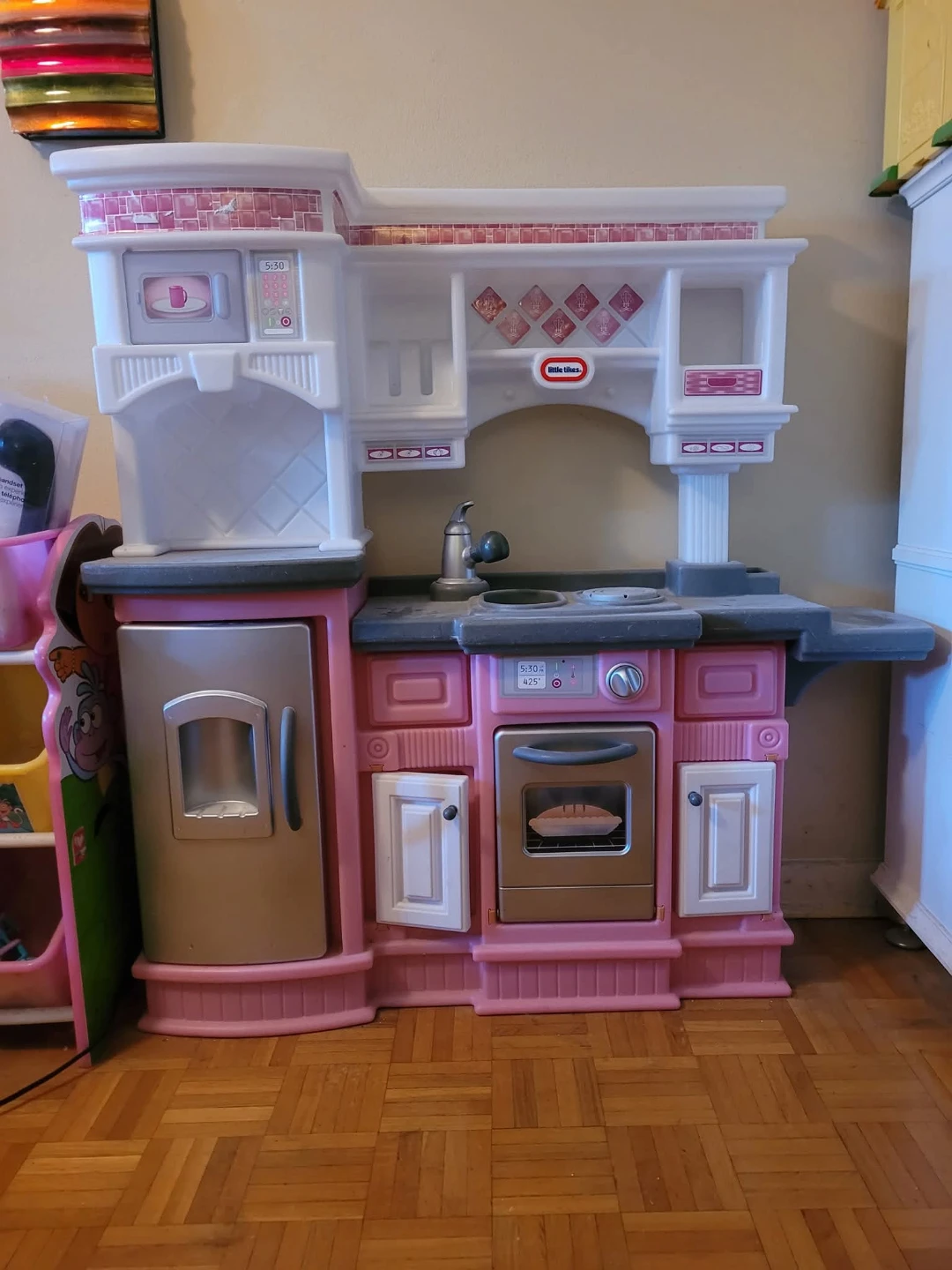 Little Tikes Pink & White Kitchen Playset