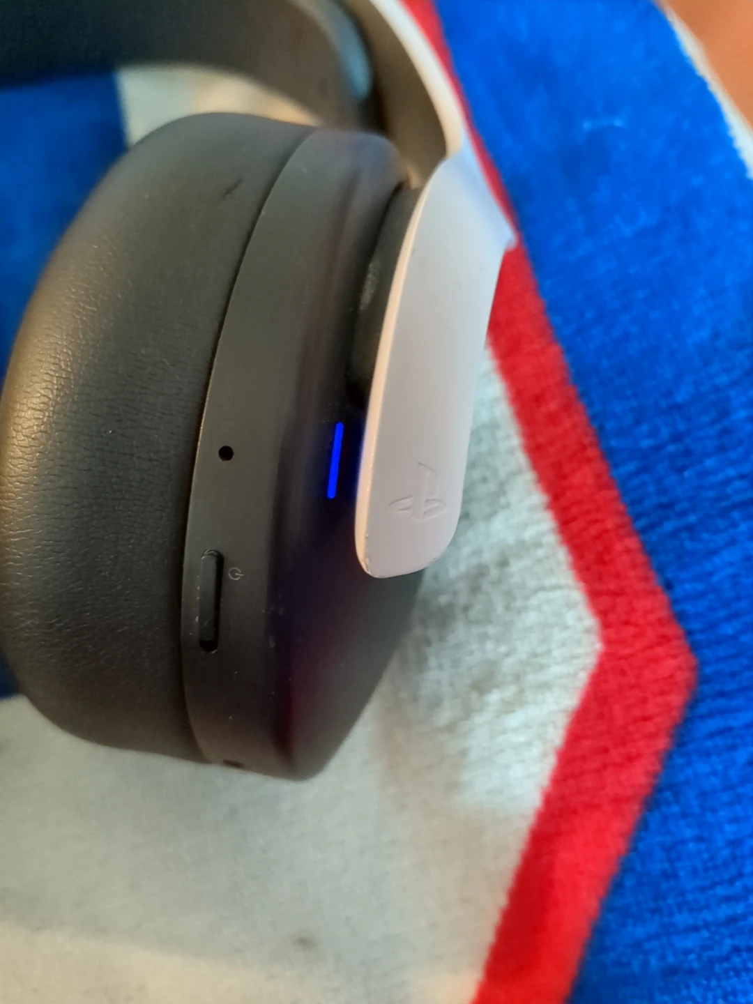 PlayStation Wireless Headset - photo 2