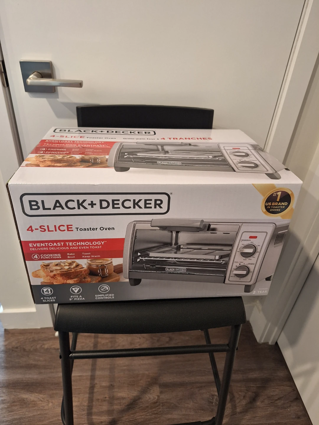 New BLACK+DECKER 4-Slice Toaster Oven