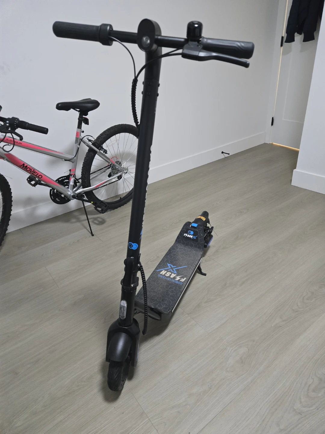 GyroCopter FLASHX Electric Scooter - photo 2
