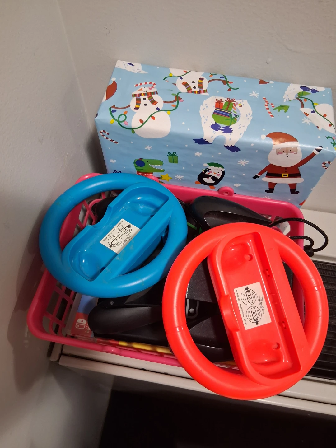 Rocketfish Nintendo Switch Racing Wheel - Blue & Red 🥕