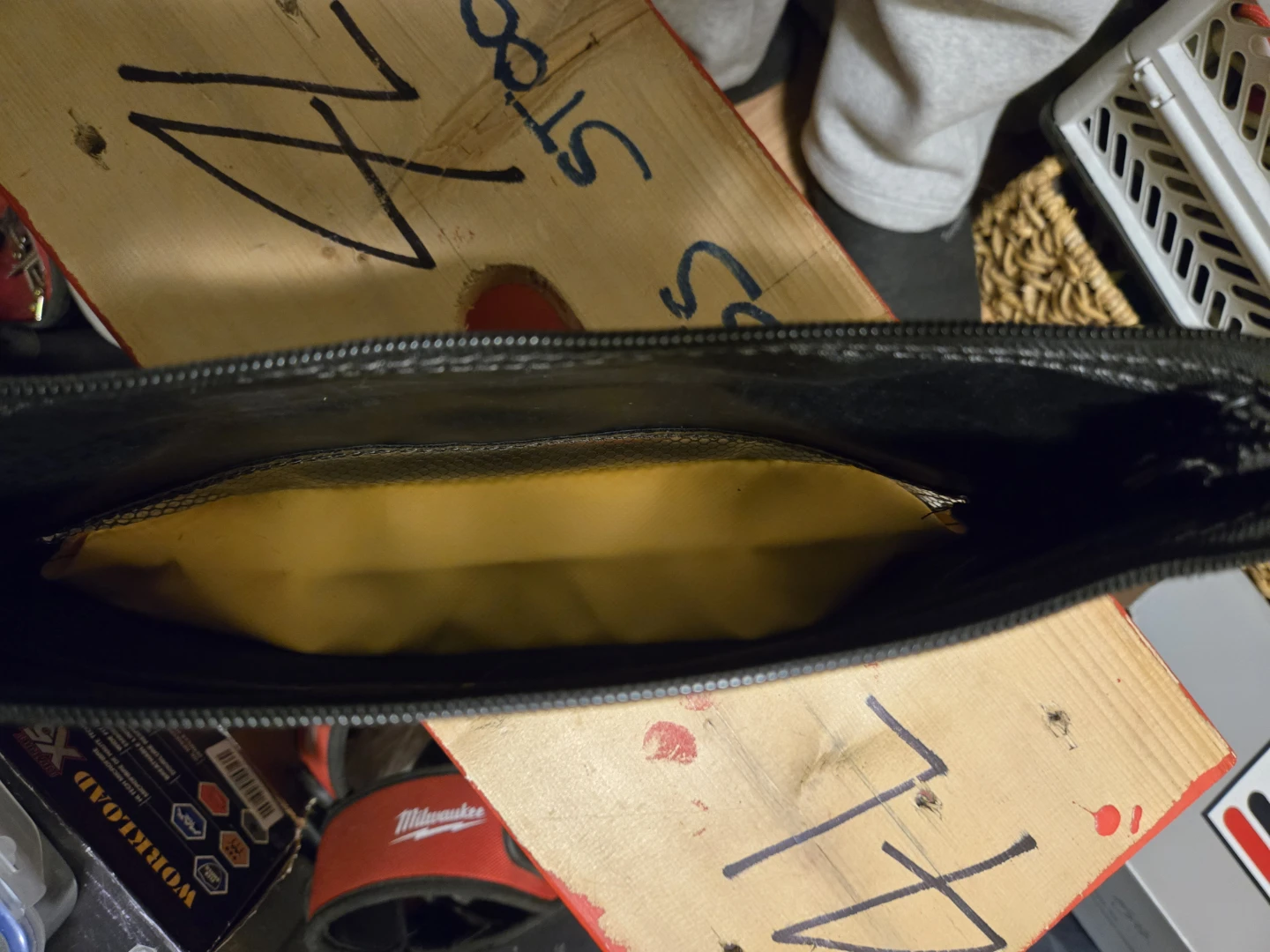 DeWalt Tool Bags - Set of 2 - photo 2