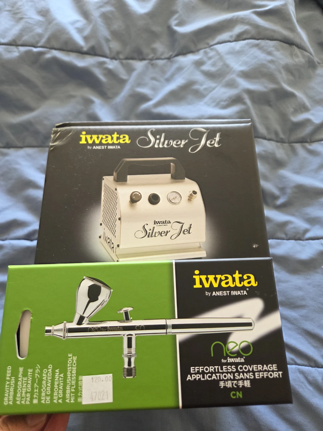 Iwata Silver Jet Airbrush Compressor and Neo Airbrush Kit
