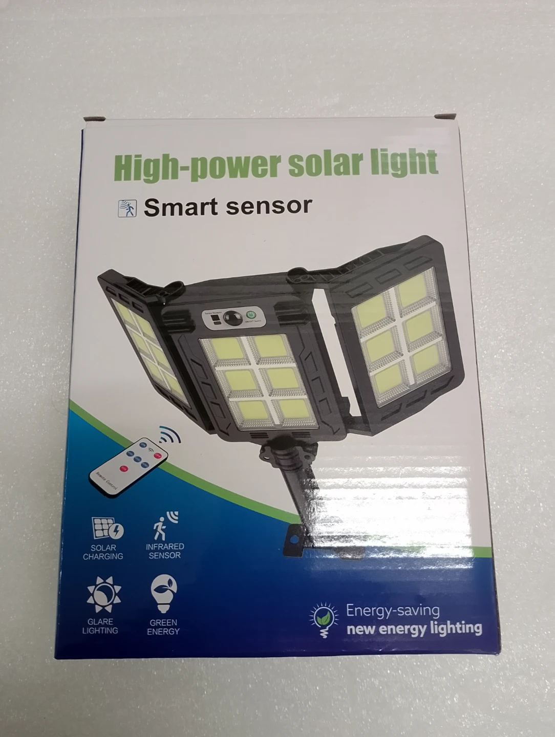 BNIB!!! High-power Solar Light with Smart Sensor