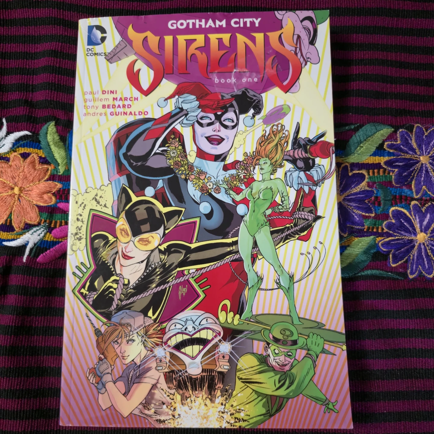 Gotham City Sirens Book One DC Comics