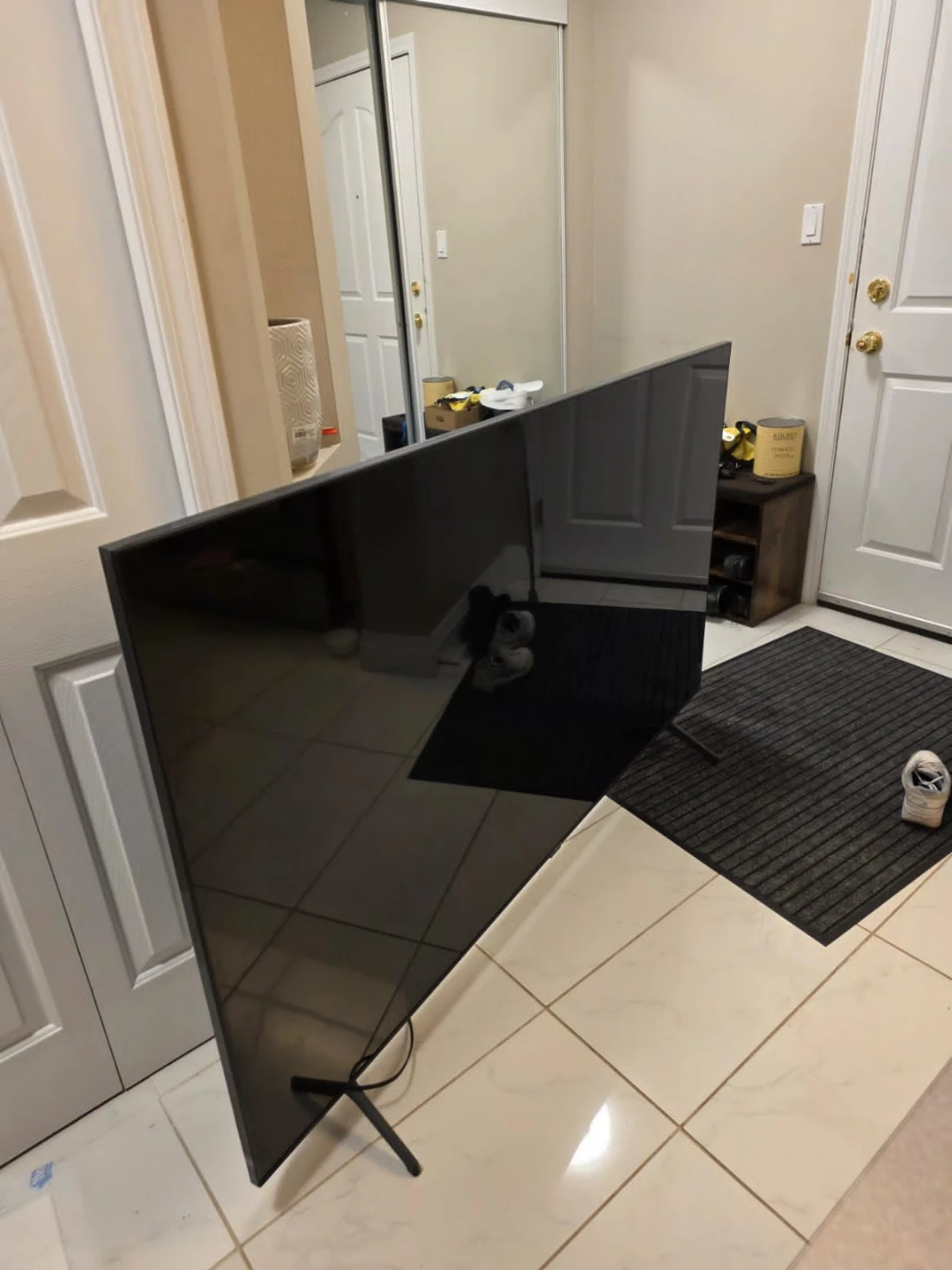 Samsung UN57U7000F 75" Smart TV - photo 2