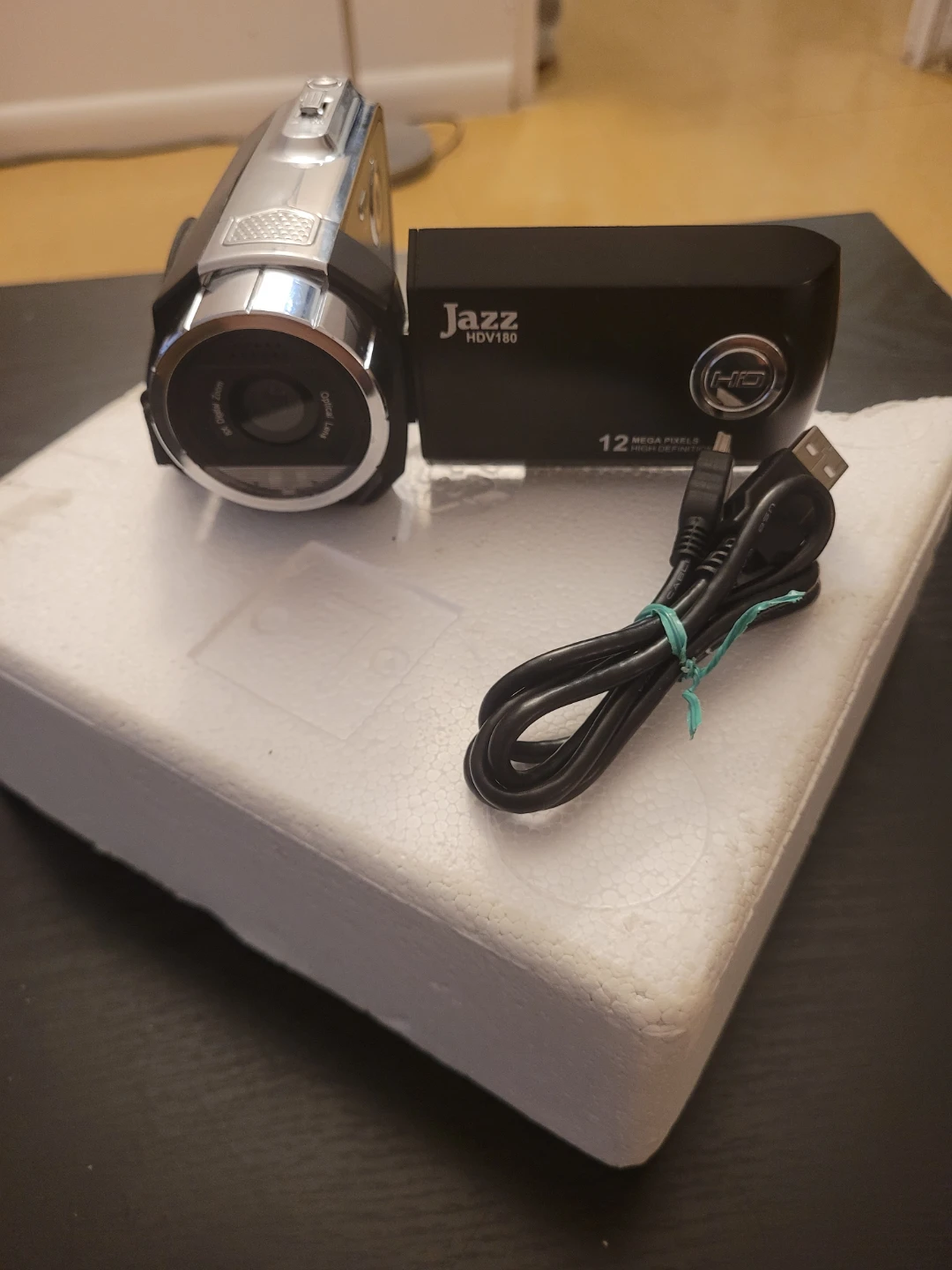 Jazz HDV180 Camcorder with 12MP