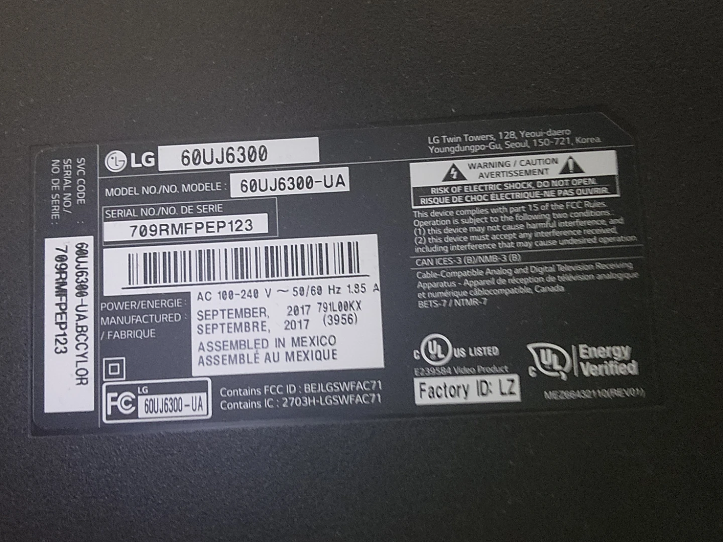 LG 60UJ6300 60" 4K UHD TV - photo 3