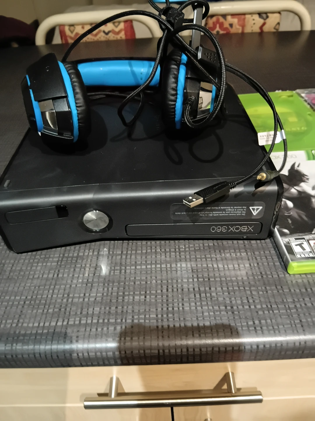 Xbox 360 Console with Games and Headset - photo 2