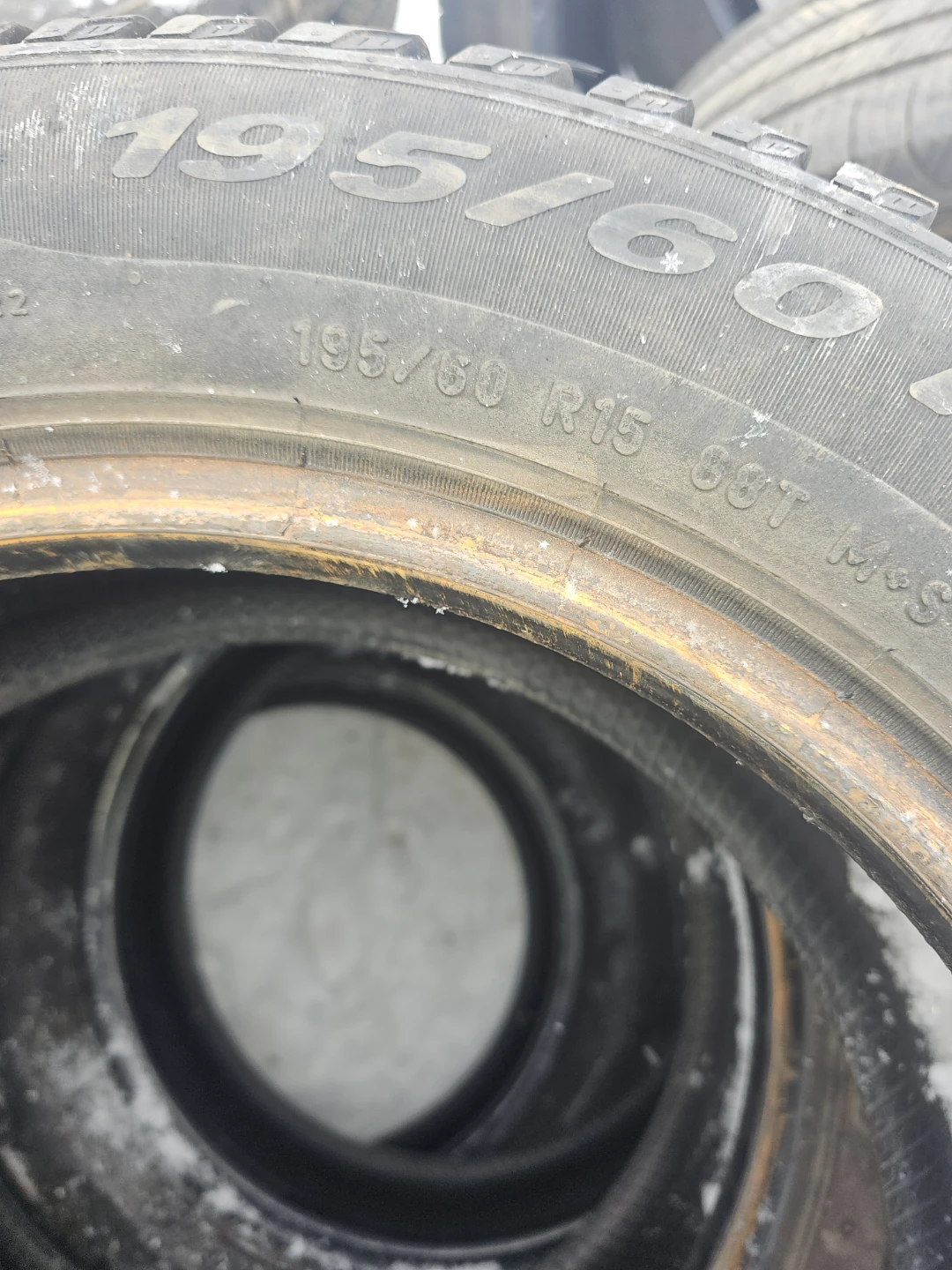 195/60/R15 pirelli winter tires full set