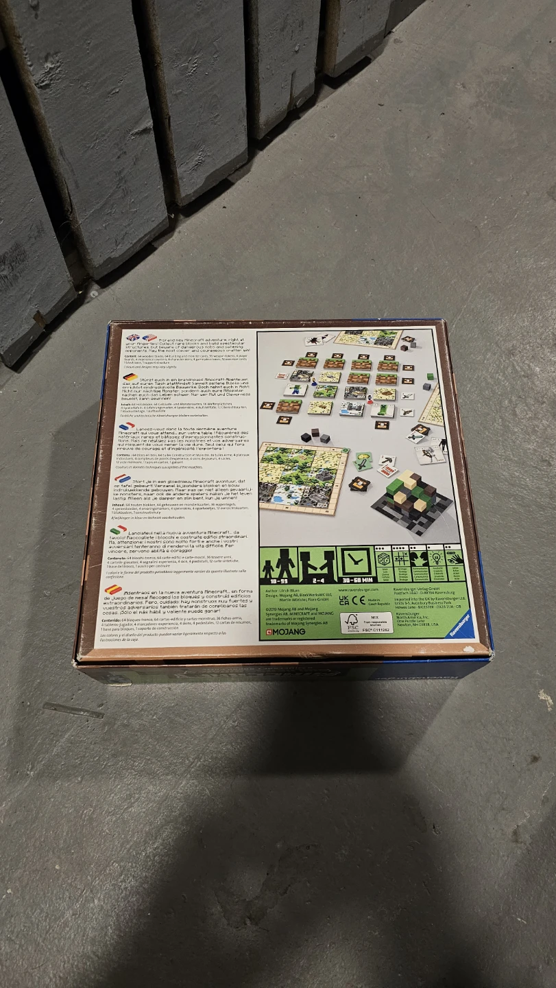 Minecraft Builders & Biomes Board Game Like New 🏆 - photo 4