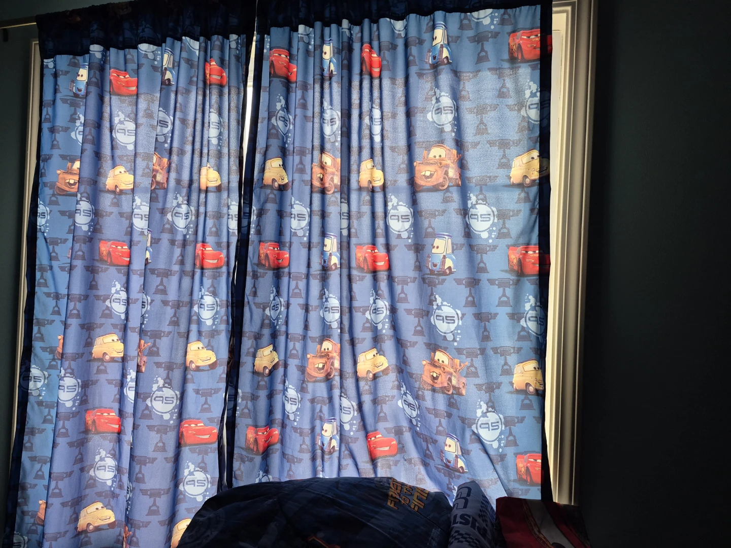 Disney Cars bedding and curtain set - photo 5