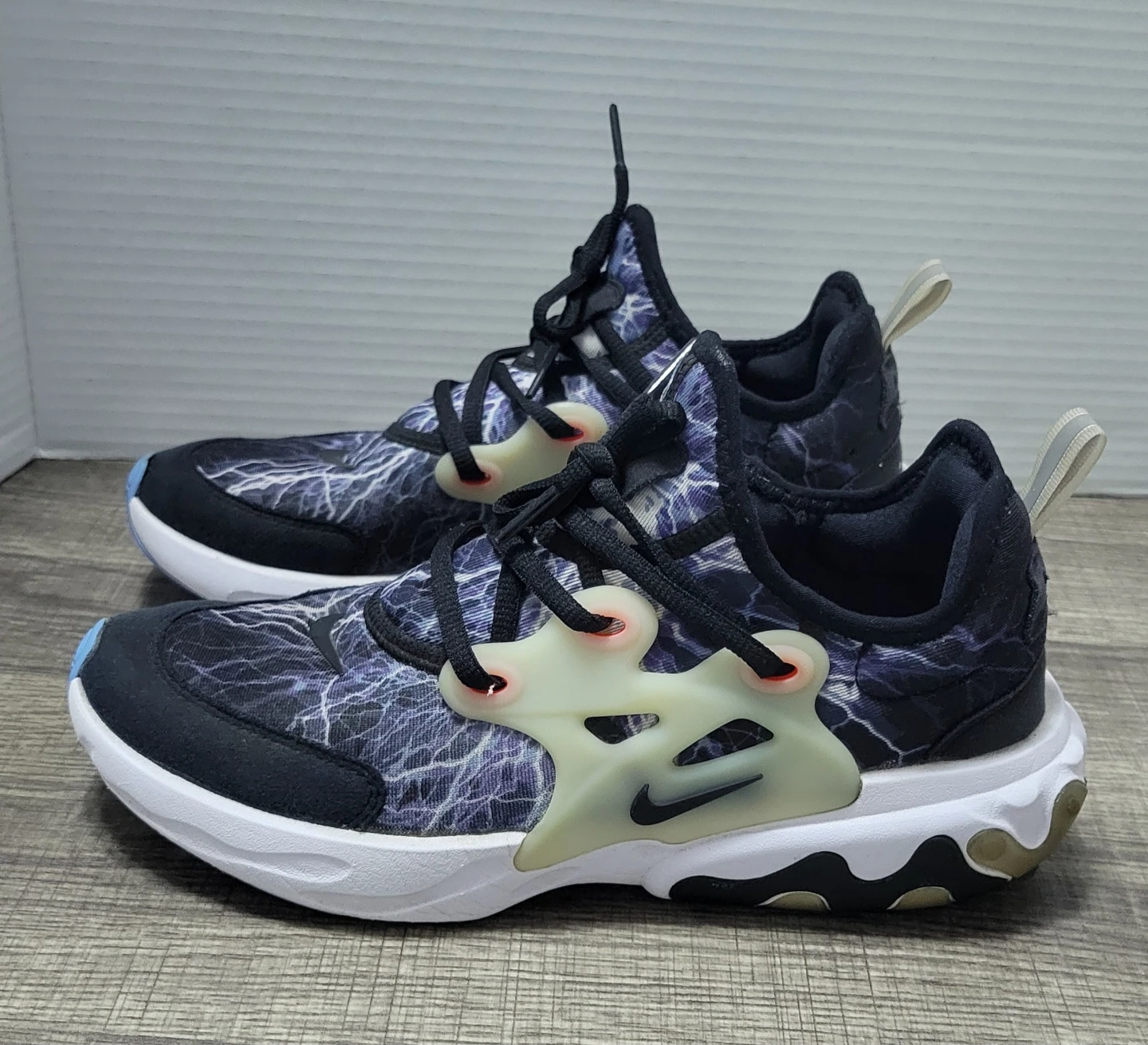 Nike Presto React Lightning size 6.5Y