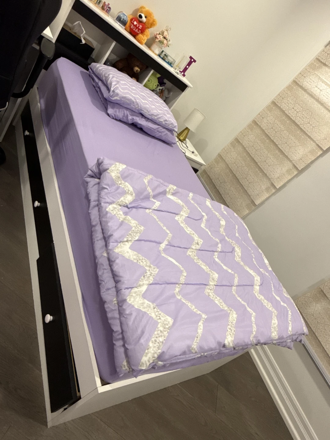 Bedset -  nightstand, bed, chess, dresser - photo 3
